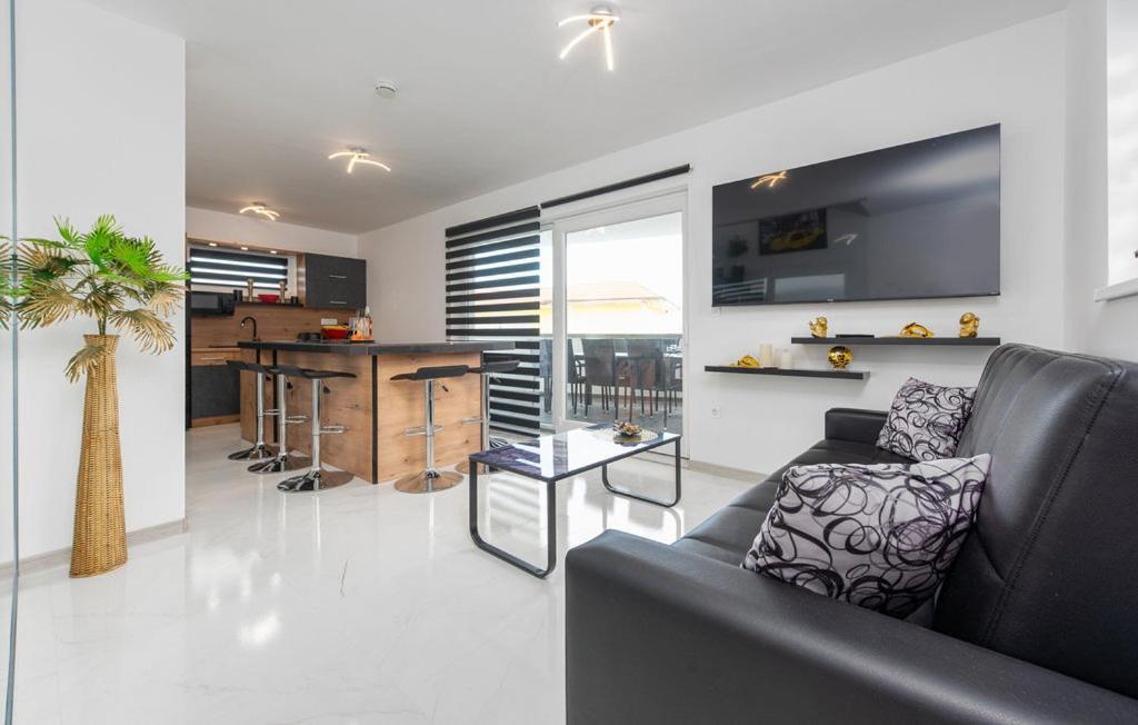 Luxurioeses Penthouse Welle Mit Whirlpool, Grill Und Meerblick Vir Exteriér fotografie