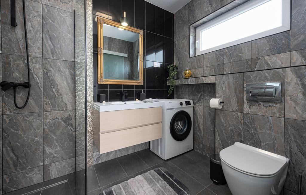 Luxurioeses Penthouse Welle Mit Whirlpool, Grill Und Meerblick Vir Exteriér fotografie