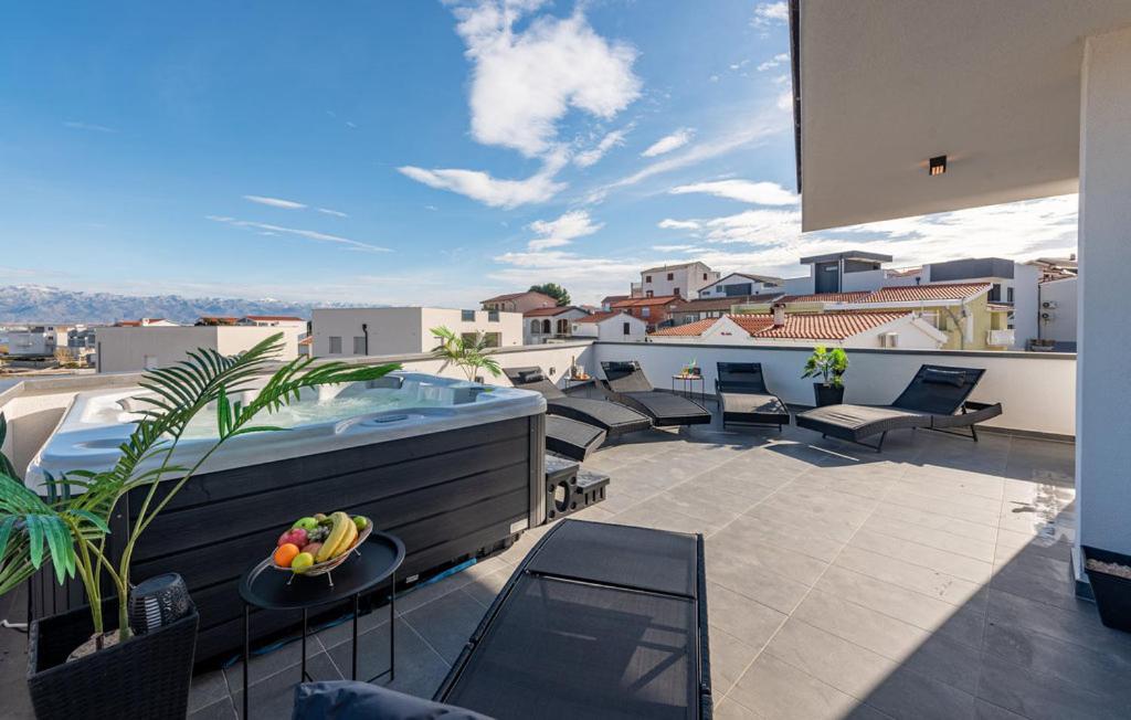 Luxurioeses Penthouse Welle Mit Whirlpool, Grill Und Meerblick Vir Exteriér fotografie